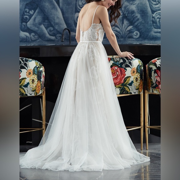 NWT Wtoo Lizbeth Size 6 Ivory - Picture 4 of 4